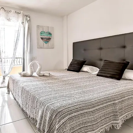 Bonito Estudio En Los Cristianos, Primera Linea De Playa Appartamento